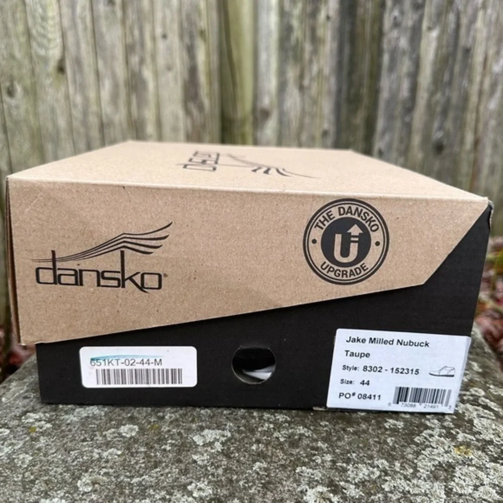 Dansko‎ Men’s Jake Milled Nubuck Taupe Chukka Boots - Size 10.5M